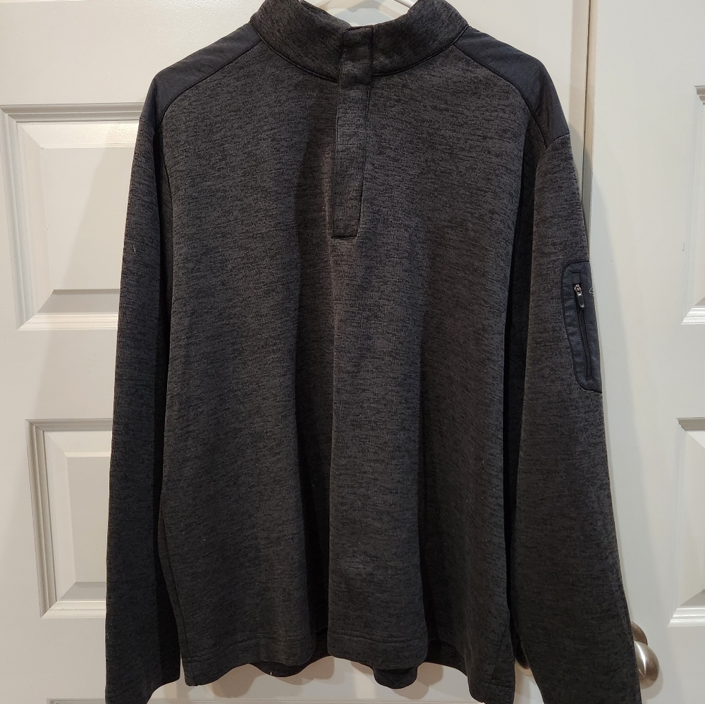 Greg Norman • grey pullover w/ sleeve pocket